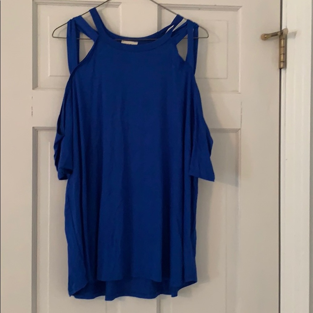 Blue top